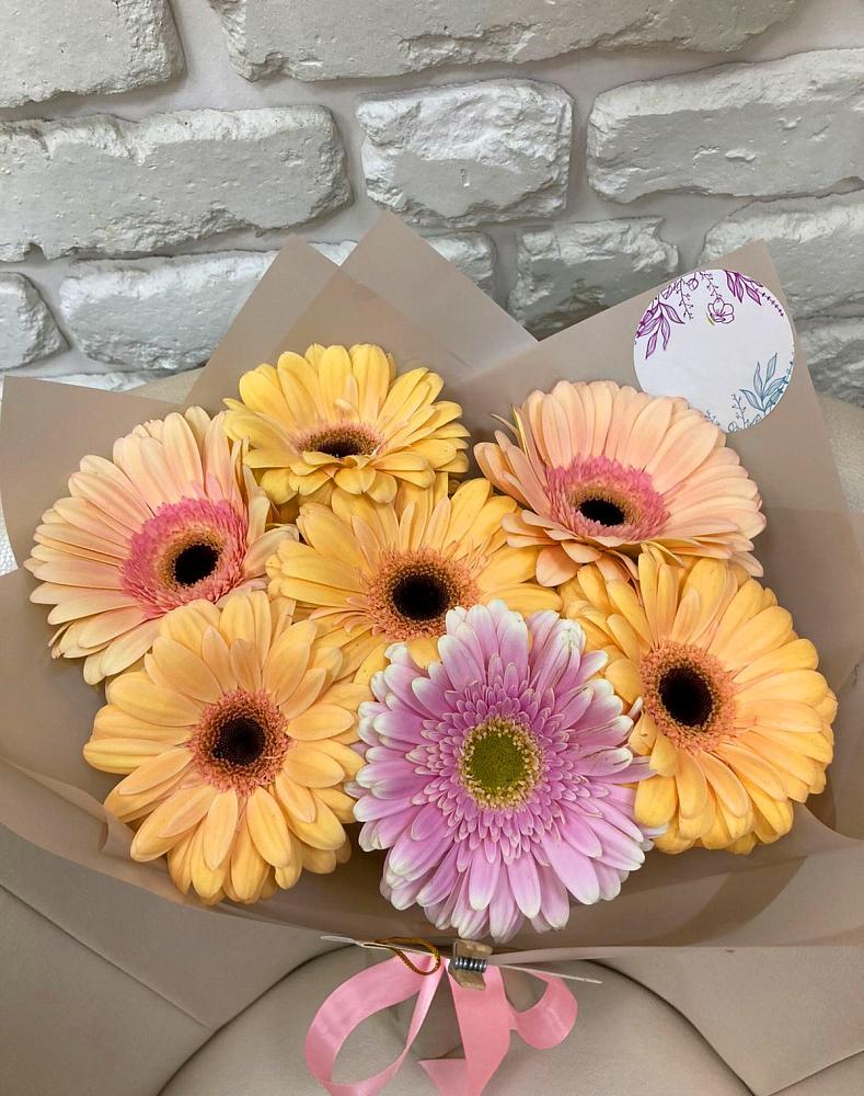 Букет цветов из: Герберы в Красном Яре Омской области