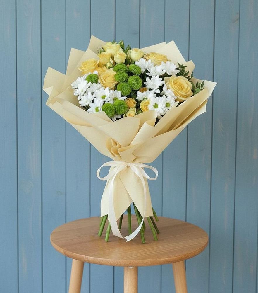 Букет цветов из: Хризантемы и Розы в Красном Яре Омской области