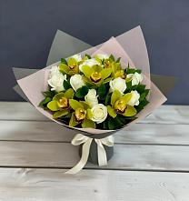 Букет цветов из:  Орхидеи и Розы в Красном Яре Омской области