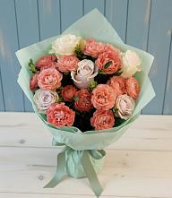 Букет цветов из:  Розы в Красном Яре Омской области