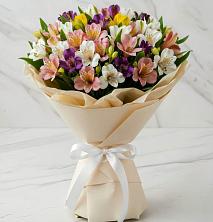 Букет цветов из:  Альстромерии в Красном Яре Омской области