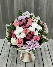 Букет цветов из:  Альстромерии, Гвоздики, Розы и Хризантемы в Красном Яре Омской области