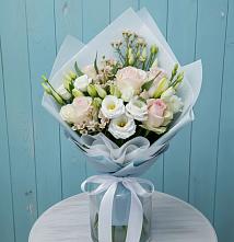 Букет цветов из:  Розы и Лизиантусы в Красном Яре Омской области