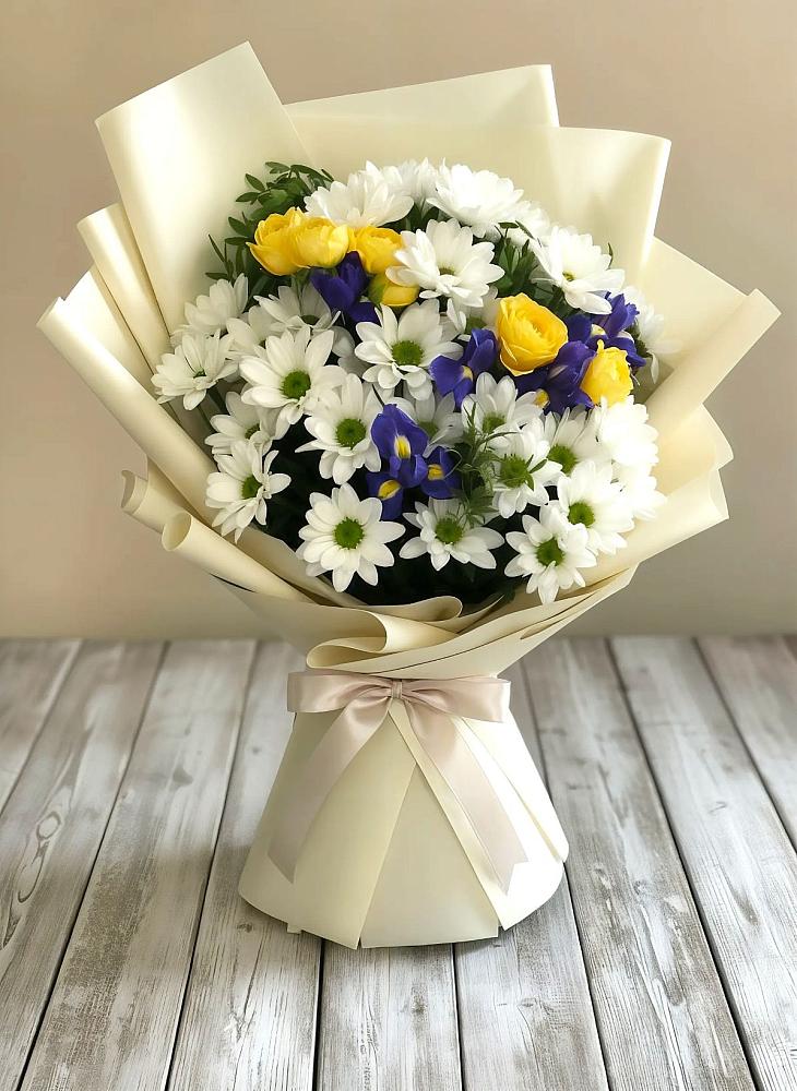 Букет цветов из: Ирисы, Хризантемы и Розы в Красном Яре Омской области