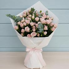 Букет цветов из:  Розы в Красном Яре Омской области