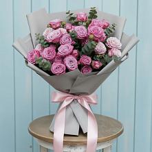 Букет цветов из:  Розы в Красном Яре Омской области